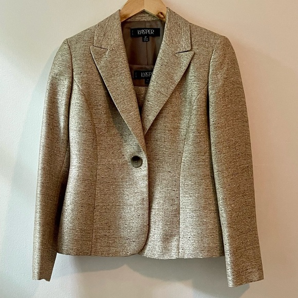 Vintage Kasper Elegant Gold 3-piece Suit Size 4 petite - Picture 1 of 15
